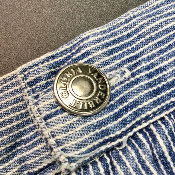 Vintage Women's GV pinstriped Blue high waisted Jeans Shorts, Size M,L Blue‎ - Picture 9 of 10